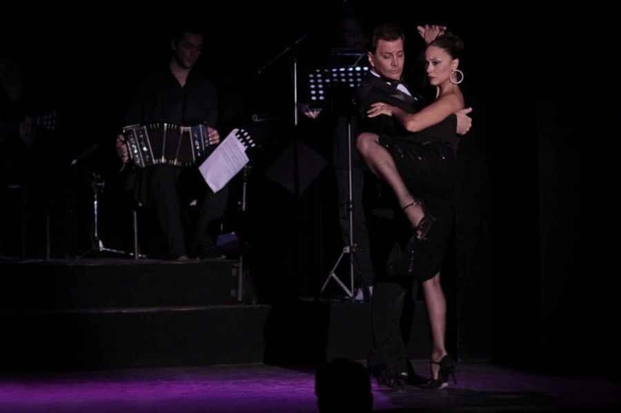 BA: Tango Show and Optional Dinner at Esquina Homero Manzi - Dinner before the dancing: how the 3-course meal really fits