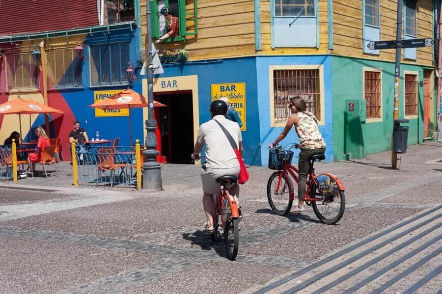 Bike Tour: Buenos Aires to the South - La Bombonera and La Boca: football passion up close