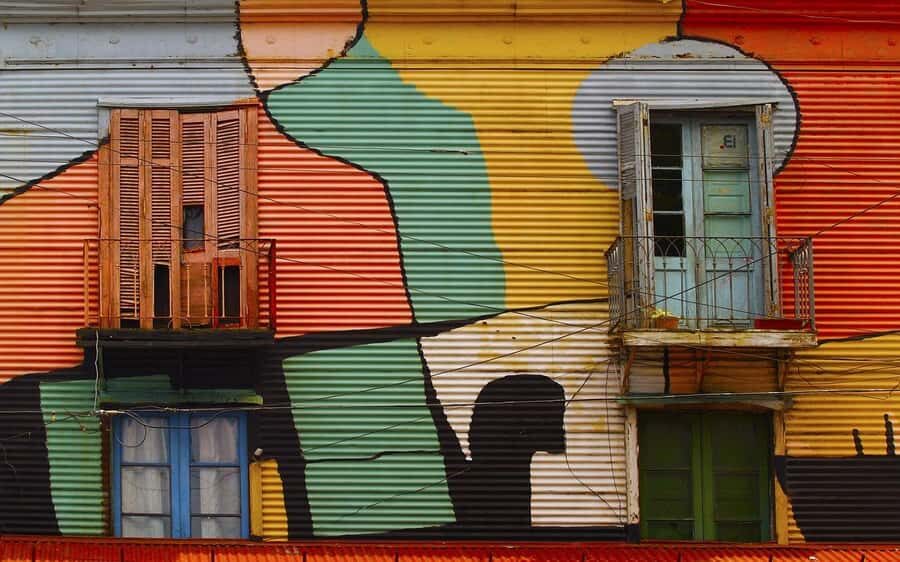 Boca tour: Tango, Soccer, Art and Immigration - Meeting at Viajero Hostel and getting to La Boca by public bus