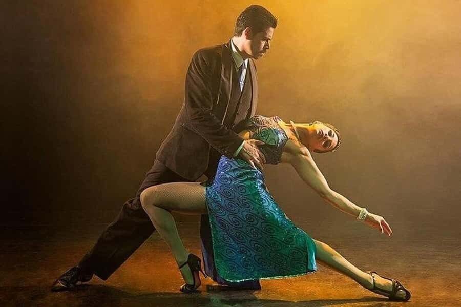 Buenos Aires: Cafe Los Angelitos Tango Show, Optional Dinner - Drinks, dessert, and the overall “night rhythm”