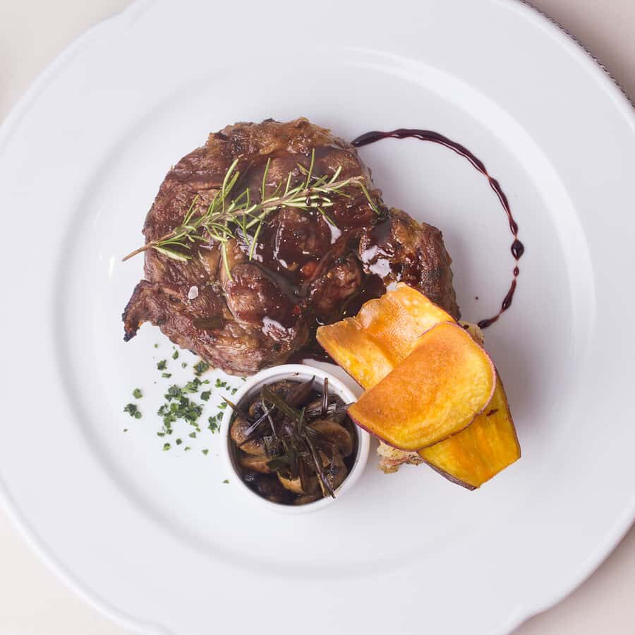 Buenos Aires: El Querandí Tango Show with Optional Dinner - The optional dinner upgrade: 3 courses, unlimited drinks, and VIP seating