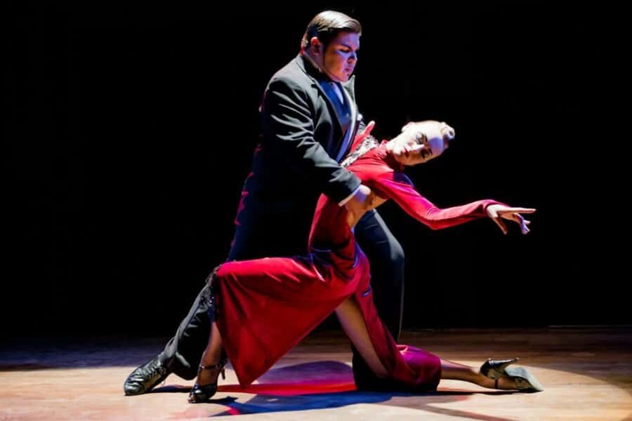 Buenos Aires: El Querandí Tango Show with Optional Dinner - Unlimited drinks: good for the mood, not a substitute for timing