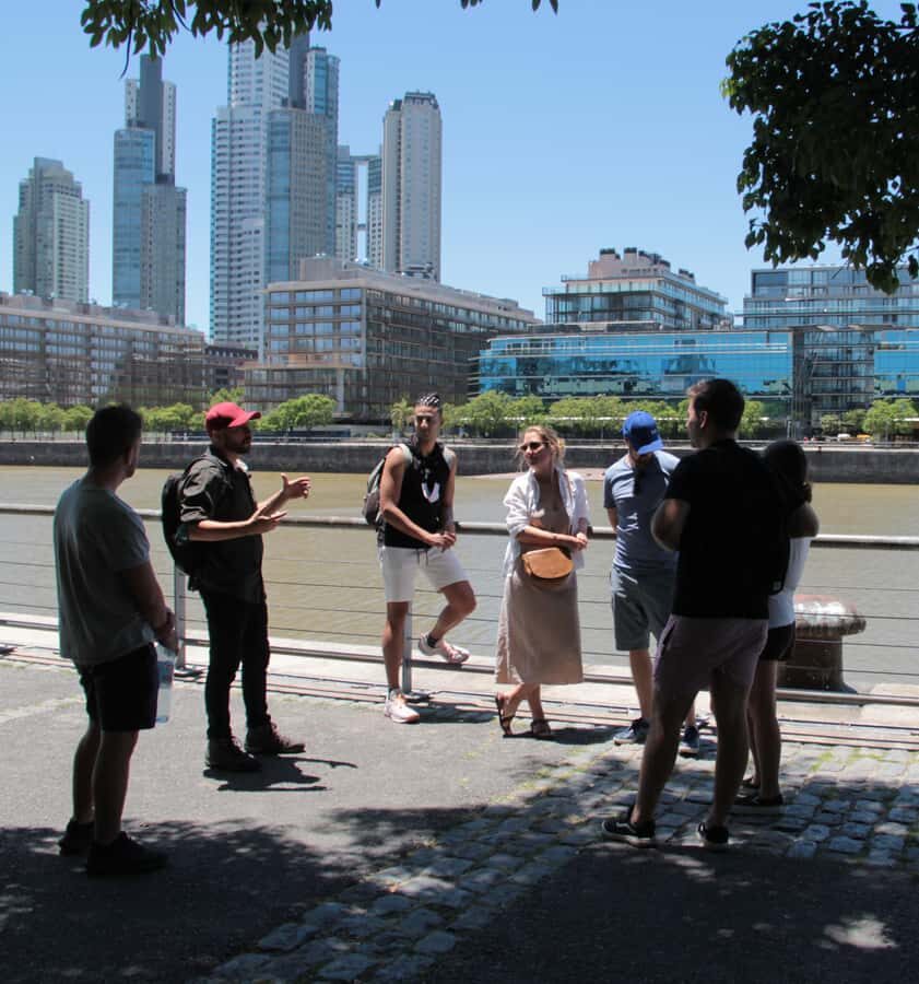 Buenos Aires for curious people - Getting oriented: why this walk works better than a standard city tour