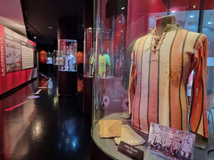Buenos Aires: Hop-On Hop-Off Bus and Football Museums - Getting On and Off: QR Codes, Stop Changes, and What to Do If Things Feel Off