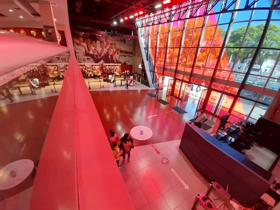 Buenos Aires: Hop-On Hop-Off Bus and Football Museums - Getting the Best Value From $105 Per Person