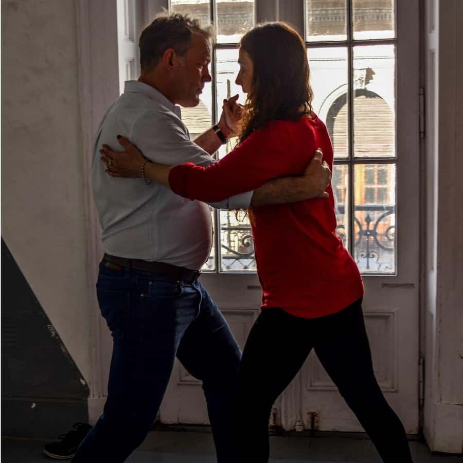 Buenos Aires: Intimate Tango Experience - Both roles in tango: masculine and feminine, taught as equals