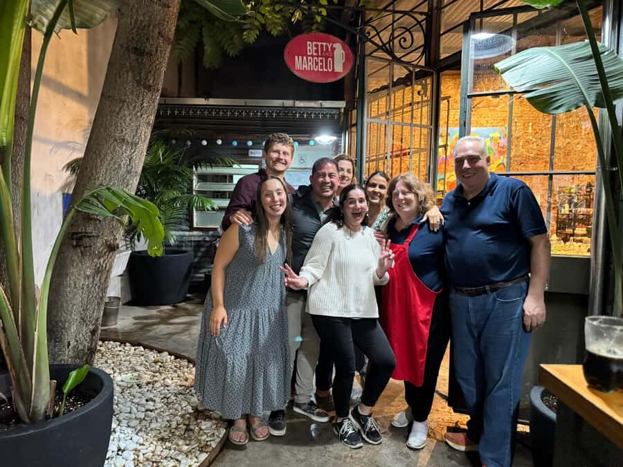 Buenos Aires: Join a Local Family for an Argentine Barbecue - Meeting Betty, Marcelo, and Veronica: how the night becomes personal