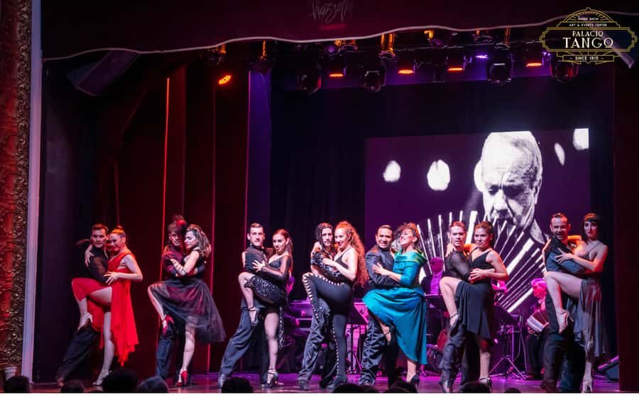 Buenos Aires: Piazzolla Tango Show with Optional Dinner - Galería Güemes: Why the 1915 Theater Setting Matters