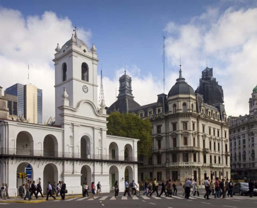 Buenos Aires Premium City Tour - Teatro Colón area: a walking stop with real architectural impact