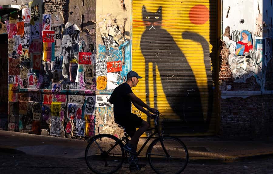 Buenos Aires: Private Photo Tour for Ammateur Photographers - What to bring (and the two things that can ruin your day)