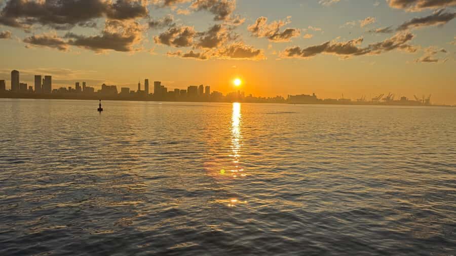 Buenos Aires: Puerto Madero Sunset Cruise with Open Bar - Why this Puerto Madero sunset cruise feels like a smart Buenos Aires add-on