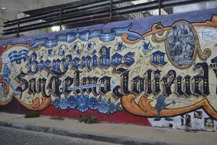 Buenos Aires: San Telmo and Market Guided Walking Tour - Stop 2: Iglesia y Convento de San Francisco and the Colonial Look