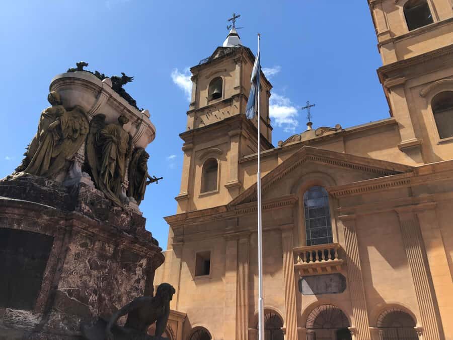Buenos Aires: San Telmo and Market Guided Walking Tour - Finding Your Guide: The Orange Shirt or Umbrella Meet-Up