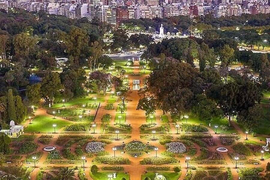 Buenos Aires: Small Group City Highlights Tour - Downtown Icons: Avenida de Mayo, Casa Rosada, 9 de Julio, and El Ateneo