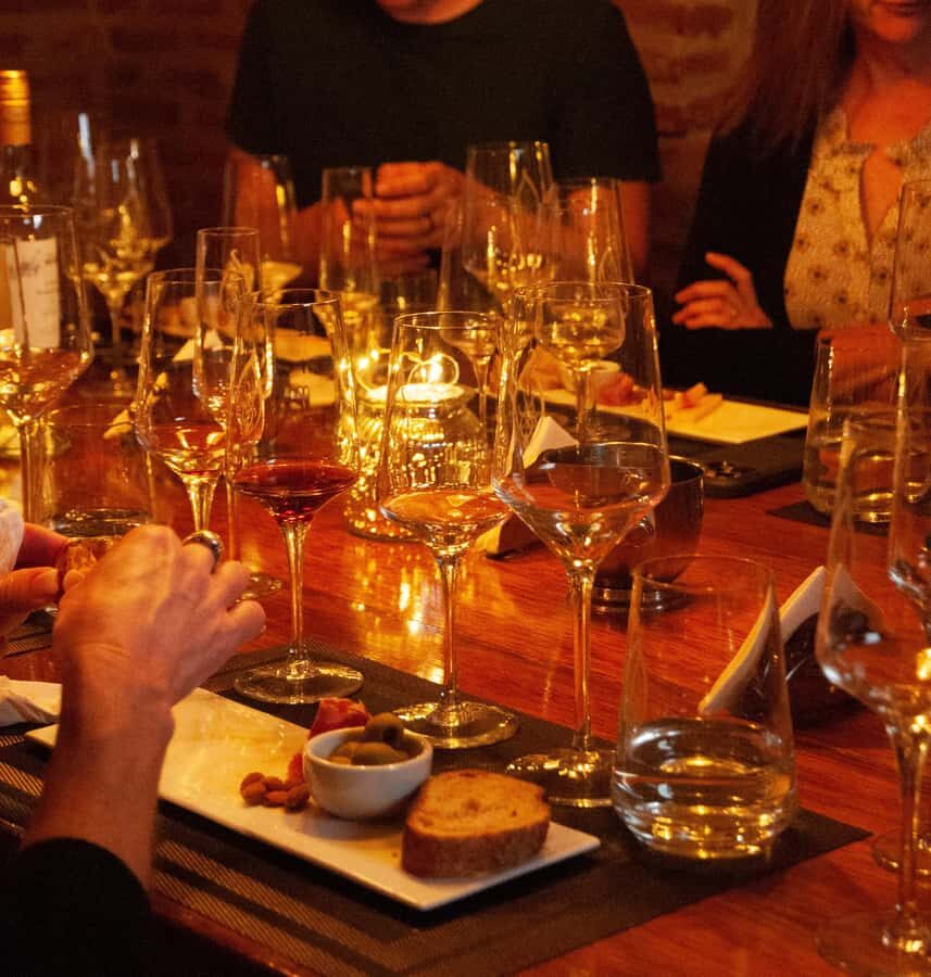 Buenos Aires: Small-Group Wine Tasting - Pairing the wines: bites that actually help you understand