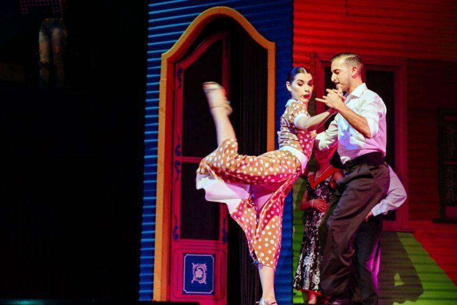 Buenos Aires Tango Porteño Show with optional Dinner - Dinner and wine pairing: when the meal is part of the show