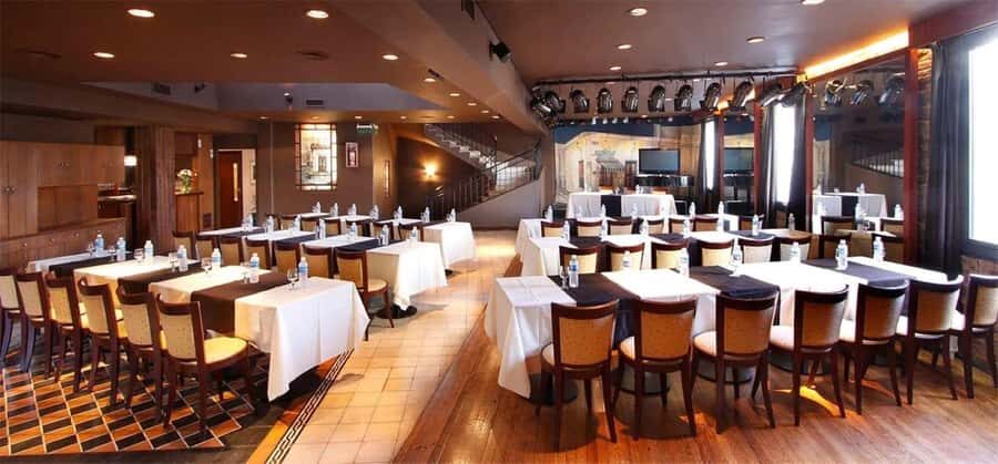 Buenos Aires: Tango Show at El Viejo Almacen - Who should book this tango night, and who might skip it
