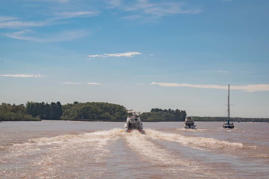 Buenos Aires: "Ticket"- 2hs of Navigation Premium to Tigre - Puerto Madero to Tigre: why this boat ride is worth your time