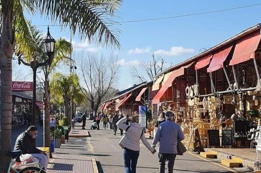 Buenos Aires: Tigre Delta Half-Day Tour with Navigation - Museum of Tigre Art: Photo Time That Works