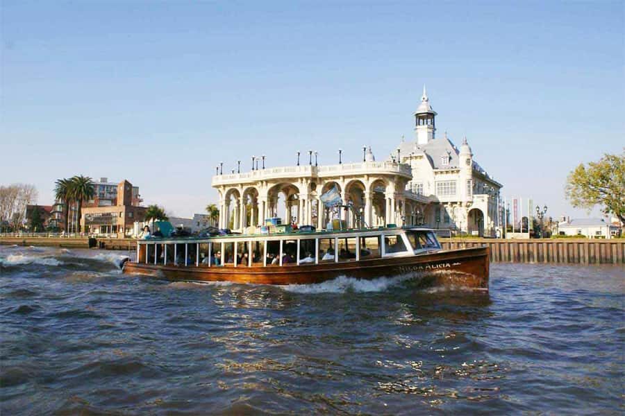 Buenos Aires: Tigre Premium with Boat Ride - San Isidro Cathedral photo moments from the river views
