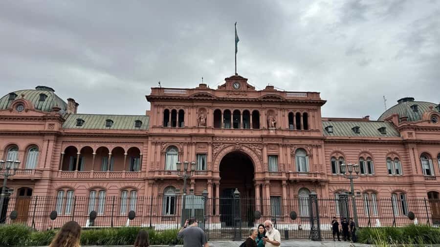 Buenos Aires: Walking City Tour with Colón Theater & Museums - Group size, pace, and how to make the day feel smooth