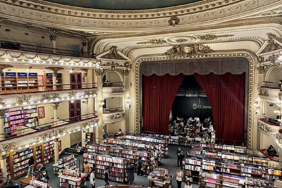 Exclusive Full-Day Private Tour in Buenos Aires - Plaza de Mayo: where the city flexes its political muscles