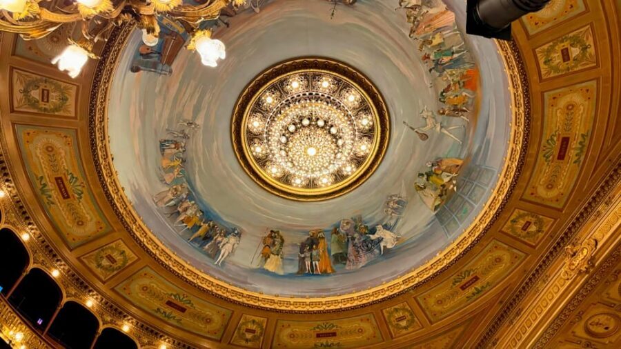 Experience Teatro Colon : Secure your Tour today!!! - The guide matters: what you should listen for