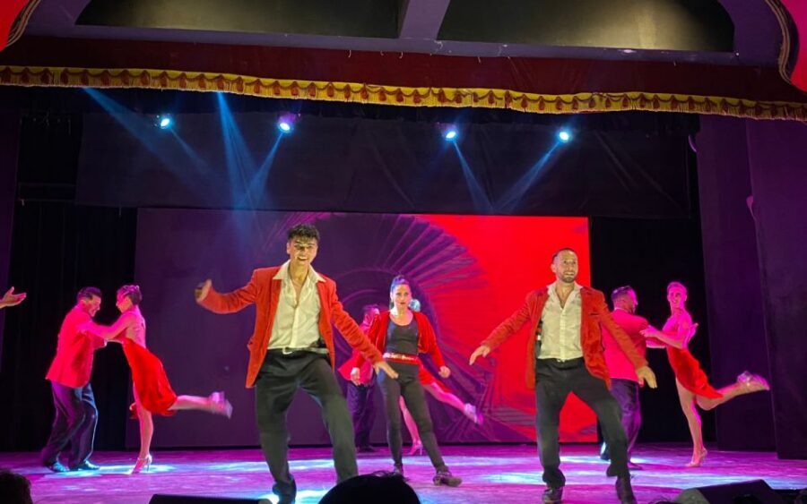 From Foz do Iguaçu: Madero Tango with dinner - Price and Value: Why USD 112 Can Make Sense