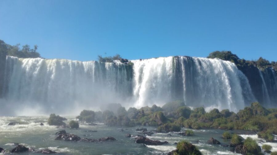 Iguazu Falls Private Day Trip from Buenos Aires - Your private guide is more than translation