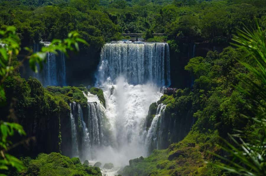 Iguazú Falls: The Natural Wonder of Argentina - Lower Circuit: 1,800 meters that brings you close to the falls’ power