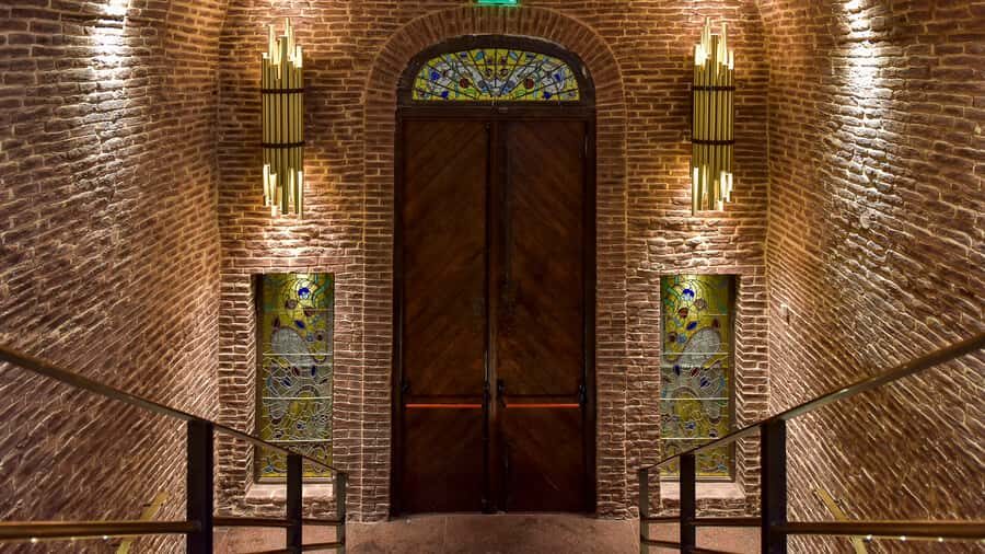 Michelangelo: Tango and Folklore Show with optional Dinner - A former customs building makes the tango feel like Buenos Aires