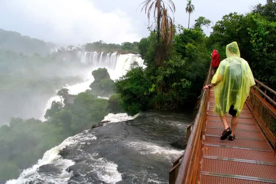 Puerto Iguazú: Iguazú Falls Adventure with 4WD & Boat Ride - Practical Gotchas: Park Fees, ID Checks, and Pickup Reliability