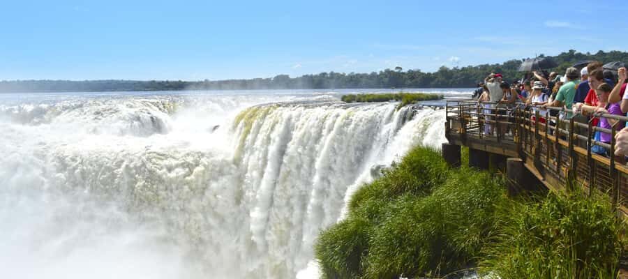 Puerto Iguazu: Iguazu Falls Argentinian Side Full-Day Tour - Food, Timing, and Pace: How to Keep It Fun