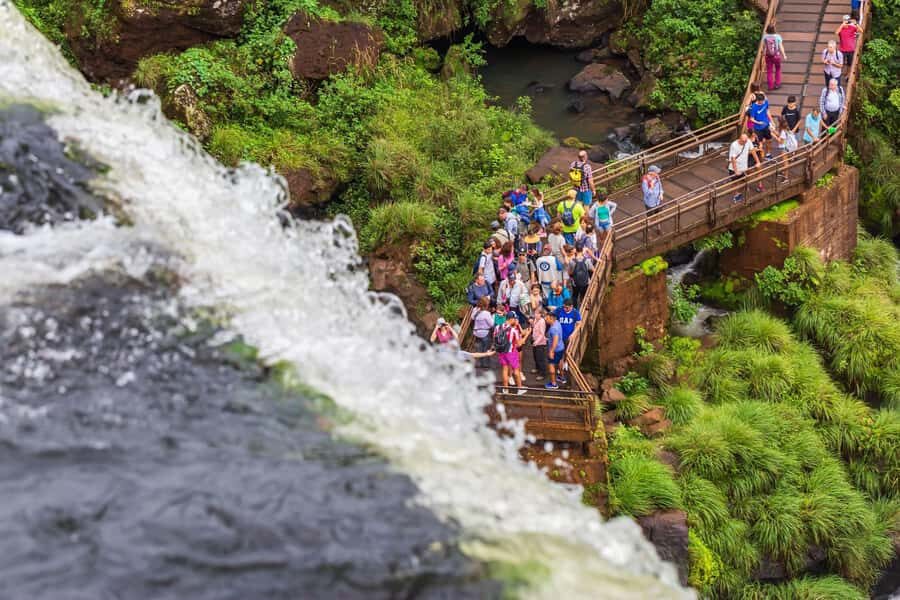 Puerto Iguazu: Iguazu Falls Boat Tour and Gran Aventura - Key things to know before you go