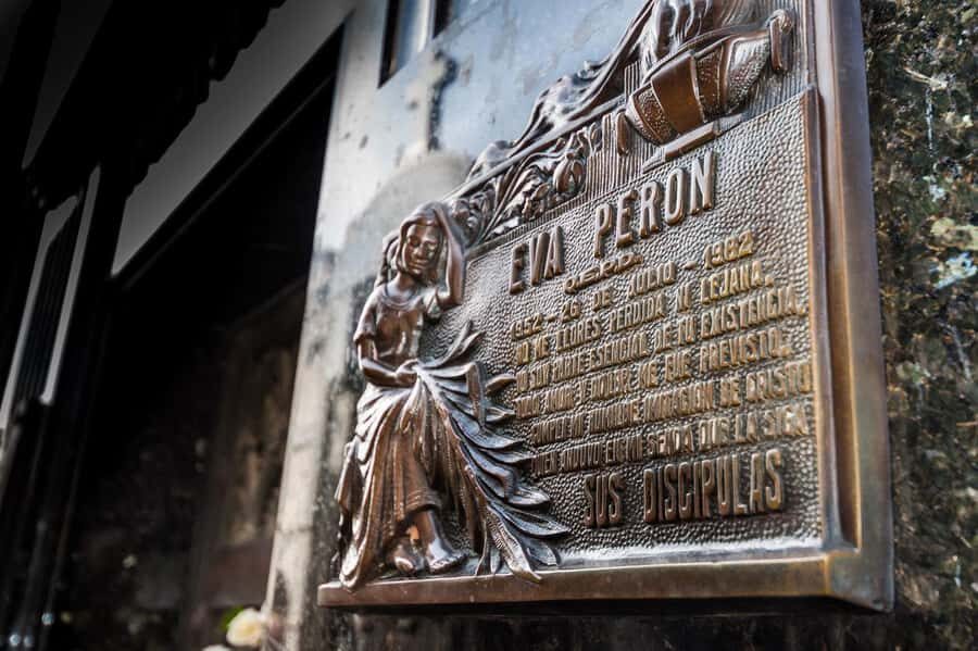 Recoleta & Cemetery for curious people - Key takeaways