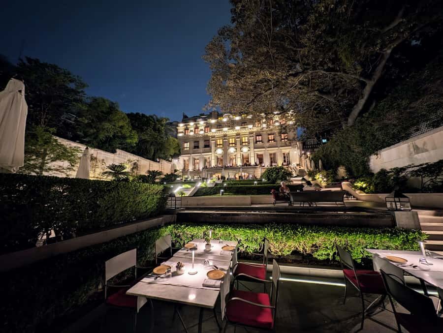 Recoleta Walking Tour and Live Jazz Show - Price and value: $38 is mostly for the walking guide and escort