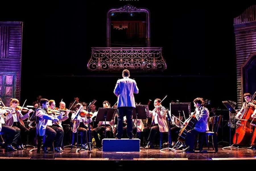 Tango Porteño Show in Buenos Aires (with optional dinner) - The Show: Orchestra of 8 Plus Mora Godoy Choreography