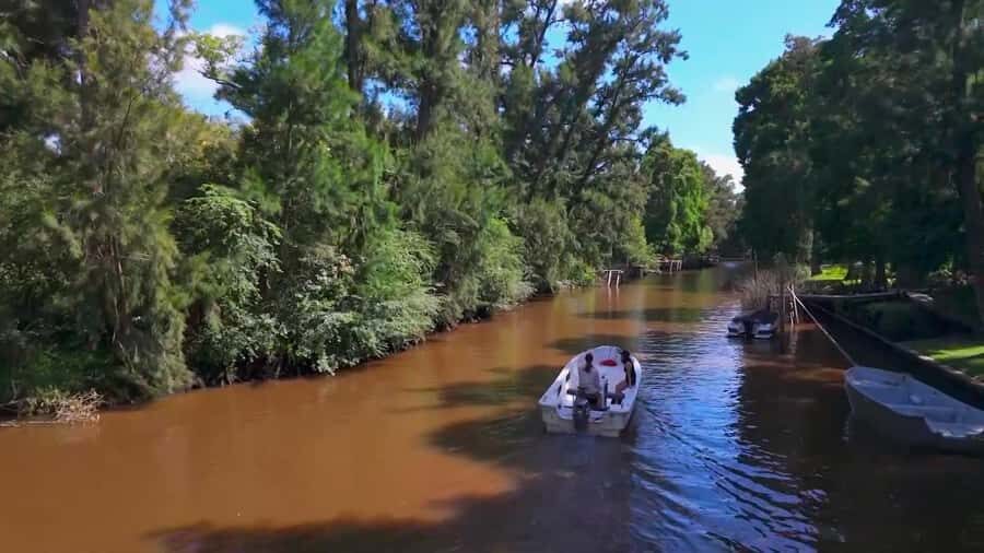 Tigre: Safari Náutico en Tigre/ Biosphere Reserve Boat Tour - Getting on board near Tigre station: private pace, real comfort